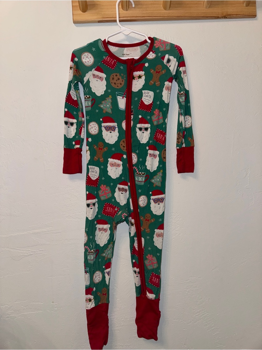Little Sleepies Green Santa Christmas Bamboo Zippy Pajamas Convertible Feet